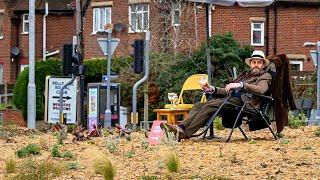 Roundabout's £93k facelift slammed by fed-up locals | SWNS