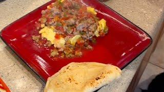 How to make Huevos Rancheros