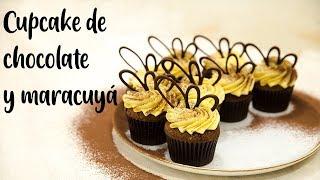 CUPCAKE DE CHOCOLATE Y MARACUYÁ