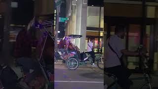 Mototaxis en Manhattan - New York #filmmaker #manhattan #laratanyc #newyork #timessquare #nyc