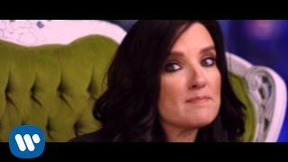 Brandy Clark - Girl Next Door [Official Music Video'