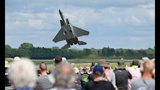 Unbelievable F-15QA Advanced Eagle Stuns Crowd at RIAT with Stunning Display!