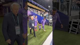 غابرييل بن مالكـوم Dad duty, even on matchday! ‍