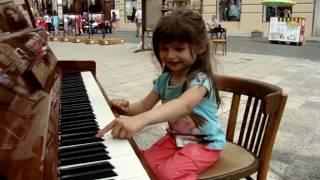 Ukraine, Lviv, street musicians, fishing. #LvivUkraine