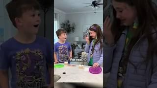 Parents surprise kids with beautiful pregnancy announcement ️