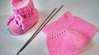 Knitted booties. SIMPLE BOOTS ON TWO SPOKES