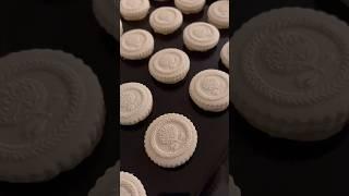 How to bake Swiss Anis cookies (aka Springerle) with "legs" and a clear pattern