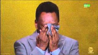 Pele crying when receiving FIFA Ballon d'Or 2013 HD Ради такого стоит играть в футбол...