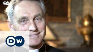 "Die Kirche ist kein Paddelboot" | DW Interview