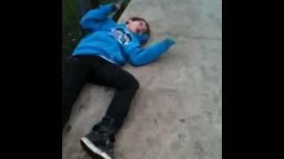 dumb ass kid breaking collar bone!!