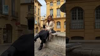 Spring outfit ideas from south of France #springoutfitideas #springoutfit #carriebradshaw #oitd