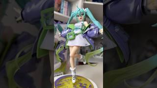 Распаковка фигурки Мику Хатсуне Unboxing Hatsune Miku Figure