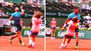 20 Funny Moments With Ball Boys And Girls In Sports