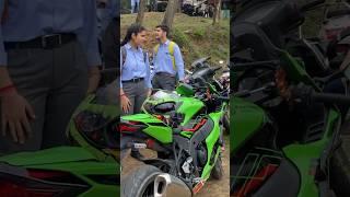 College Entry ️ | zx10r College girl reaction #shorts #zx10r #viral