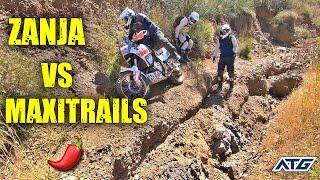 MAXITRAILS: ¿Pasarán la zanja sin caerse?  . Ruta en moto con ATG.
