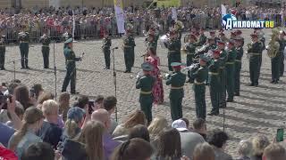 Анастасия Макеева - "В городском саду играет духовой оркестр"