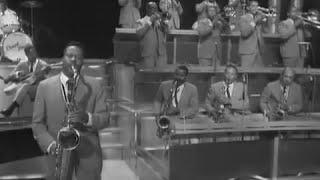 Jumping at the Woodside - Count Basie and his Orchestra