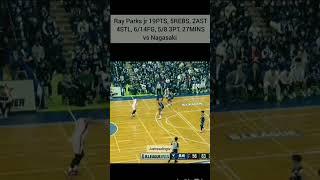 Ray Parks jr is on Rains shocking Threes on Velca