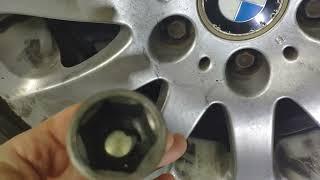 Как выкрутить секретку с колеса без ключа HOW TO REMOVE A WHEEL LOCK NUT WITHOUT A KEY  LOCK BOLT