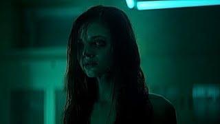 بنت بتلبسها روح  ملخص فيلم  look away