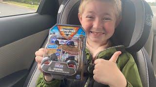 2023 Monster Jam Lucas Stabilizer series 3 stock car/truck Diecast Review!!