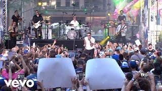 OneRepublic - I Ain’t Worried (Live from The Today Show)