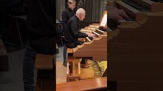 The MIGHTY PIPE ORGAN of Cologne Cathedral (DE)