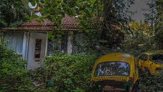 Abandoned Mysterious House Found Fully Furnished in the Woods with Several Old Cars Left Behind