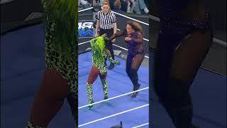Naomi showed out against Nia Jax ‍
