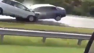 cipokan ama mobil kafe meme clip #1