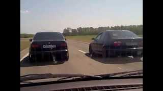 BMW M5 e39 vs BMW 540i e39.mp4