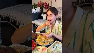 The fragrance of jasmine and tea fragrance is really amazing. If you love melon seeds, you must