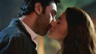 Alia Bhatt Hot Kissing Scene | Ranbir Kapoor And Kareena Kapoor  Hot Kissing Scene |