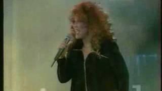 Алла Пугачева - Ах, как живется мне (Юрмала, 1993, Live)