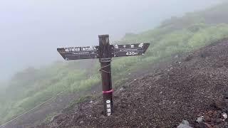 高千穂峰登山　強風の中ガスの中ソロ登山