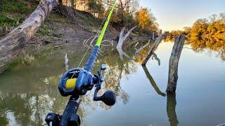 Fishing A RAPIDLY RISING RIVER!! (Kayak Fishing)