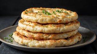 Pita bread recipe that will drive you crazy! I can eat this bread every day!