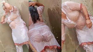 Desi Girl Hot Bathing Open Place  Pakistani Village Girl Daily Routine Work  Pakfamilyvlo