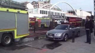 London Fire Brigade - Six Pump Fire F24 Shoreditch Ground