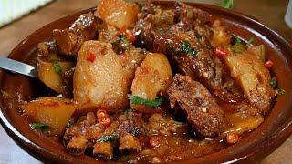 Cooking Delicious Lamb Tajine with caramelized onions! So Easy!