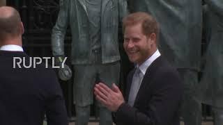 UK-Statue unveiled of Diana & Sons