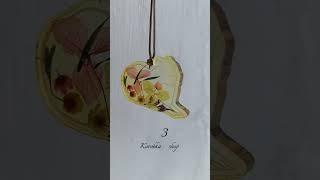 Цену назначаешь сам. Ещё час до окончания аукциона. он в телеге korobka_shop. ссылка в шапке