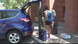 Move-in day at UA, 7,000 students getting into the dorms