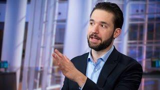 How a Career Setback Helped Alexis Ohanian Start Reddit