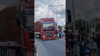 Wooooooooooow Scania V8