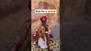 The smile on his face . Jaipur man plays Main Tenu Samjhawa ki at Amber Fort. Alia Bhat