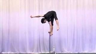 hand balancing Alexandr by Anatoliy Bulakh