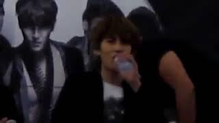 [fancam] 110908 Mr Simple ver. B fansign - waving Kyuhyun -- call me!