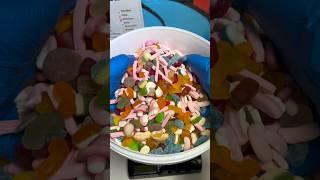 Candy bucket but make it MINI  #sweet #picknmix #candy