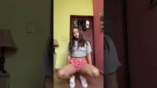 Twerk twerking yapan yabancı üniversiteli kız #shorts